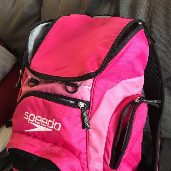 speedo 25l backpack